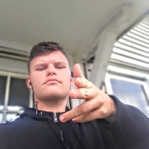 Meet your Posher, Damien